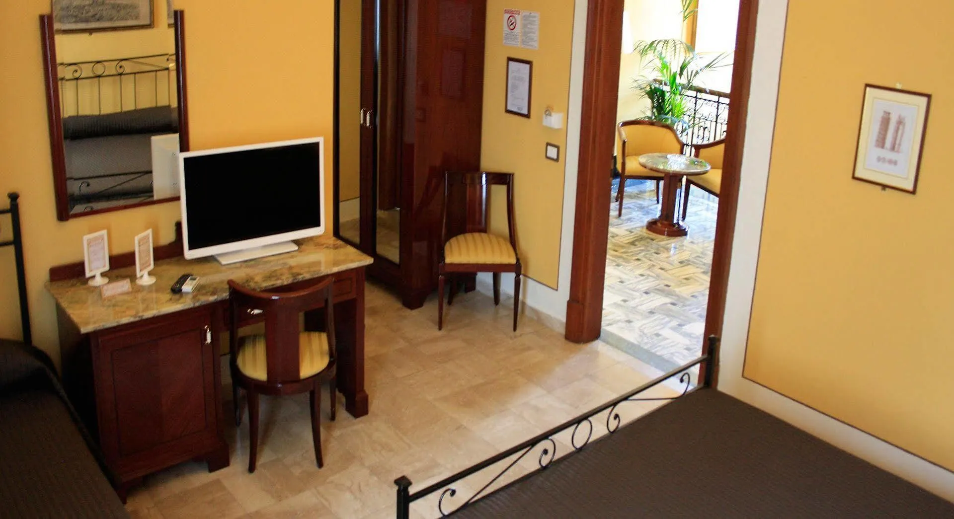 Hotel Pisa Tower 3*,