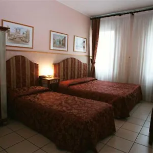 hotellátogatás