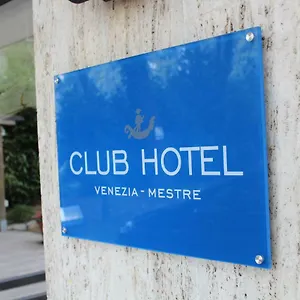hotellátogatás