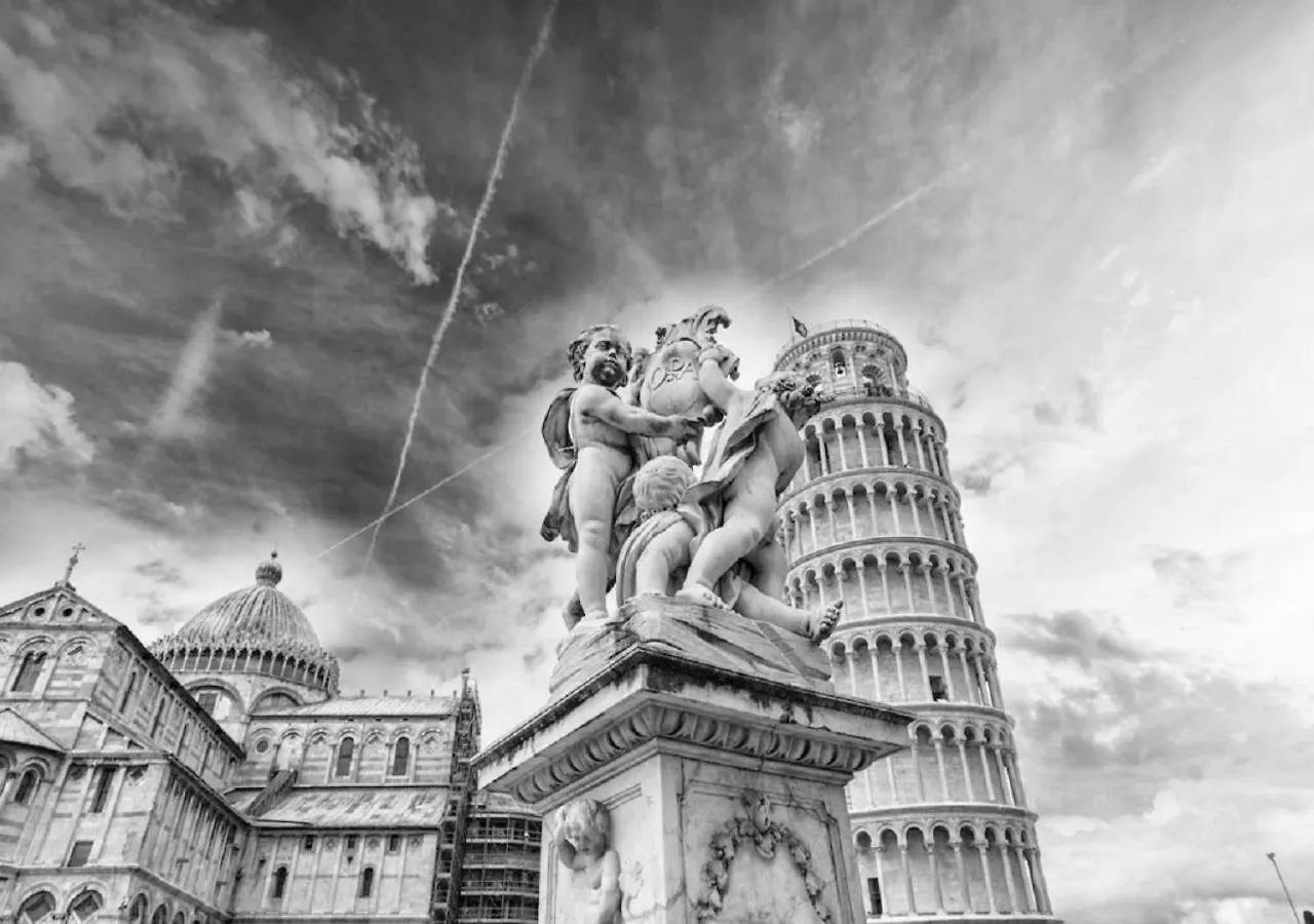 Hotel Pisa Tower